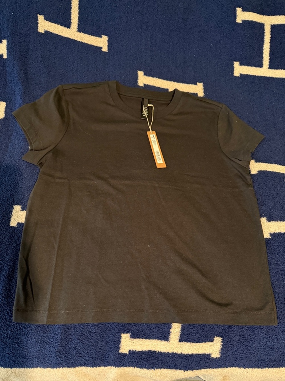 NWT Skims Black Short Sleeve T-Shirt